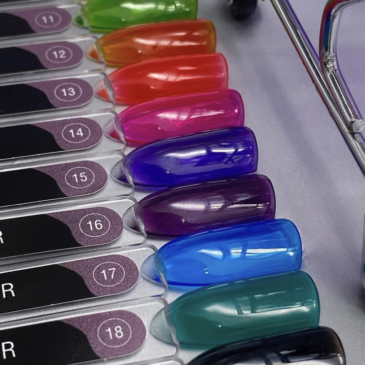 Топ без липкого слоя Color 09 TopShopNails, 15мл